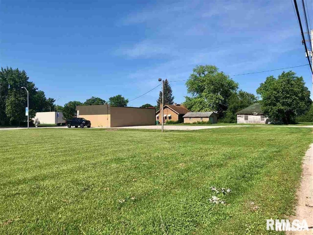 1220 E Jackson St, Macomb, IL 61455